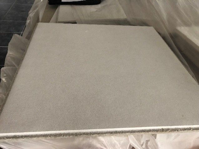 Dalles de faux plafond 600x600