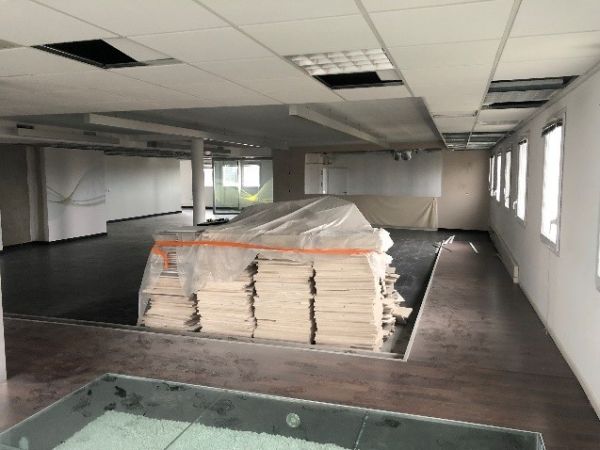 Dalles de faux plafond 600x600