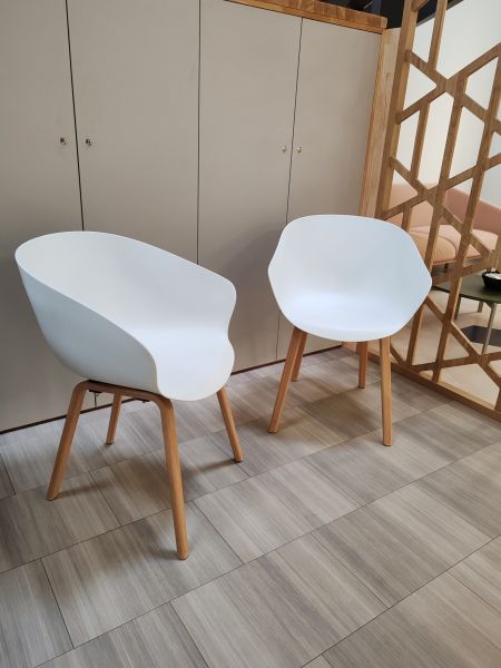 Chaise en plastique